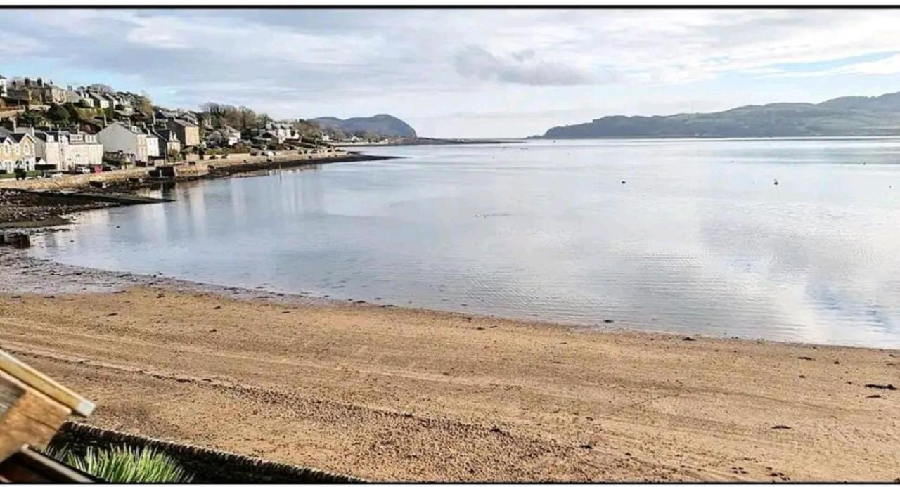 Inviting 1-Bed Apartment In Campbeltown Loch Views Exterior photo