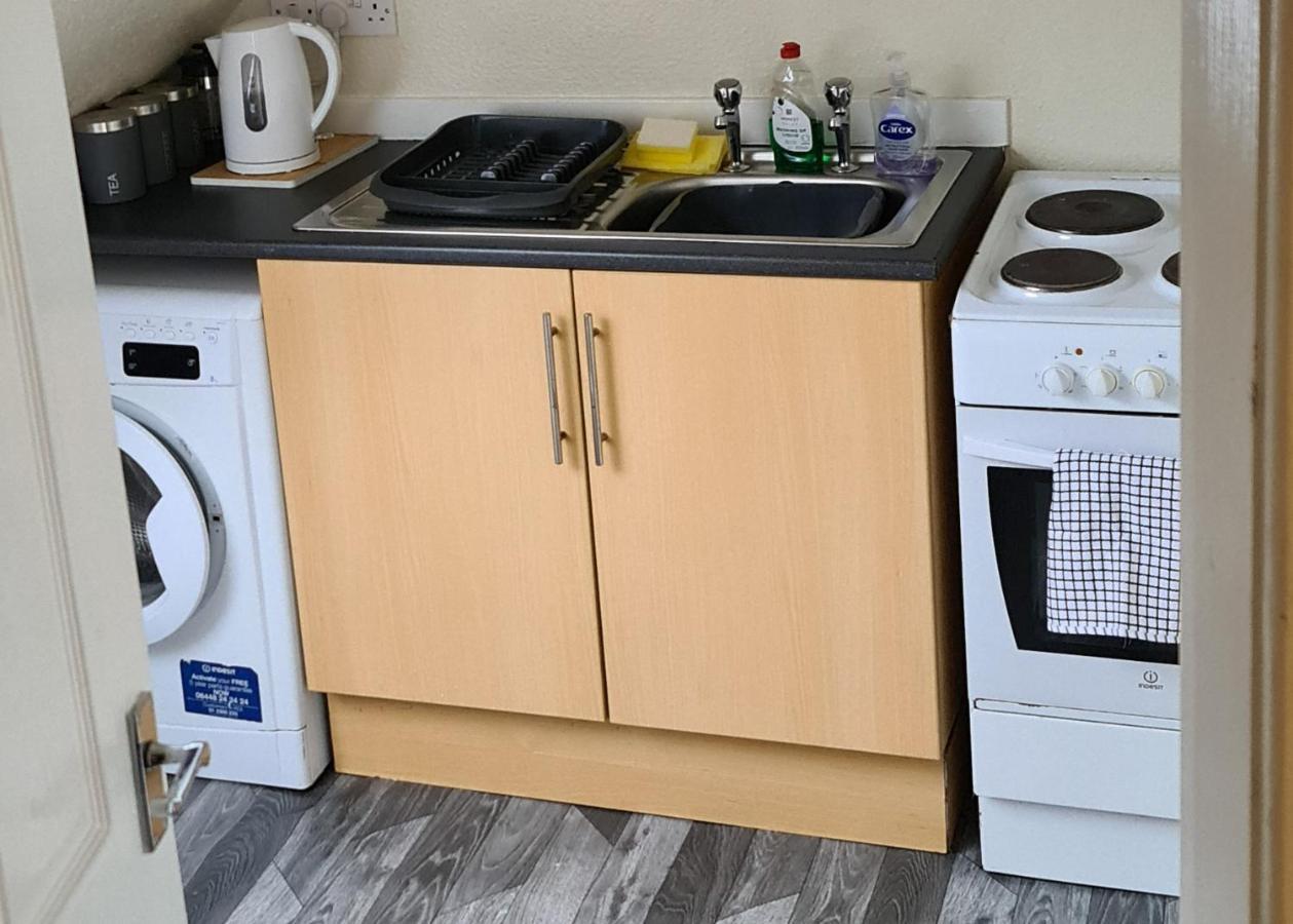 Inviting 1-Bed Apartment In Campbeltown Loch Views Exterior photo